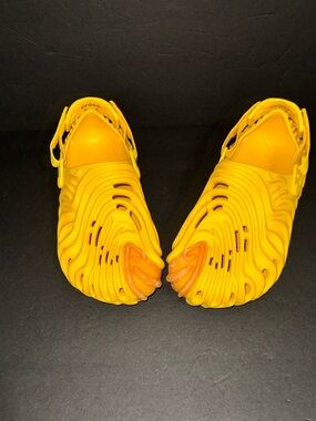 Salehe Bembury x The Pollex Unisex I Clogs I Banana Yellow